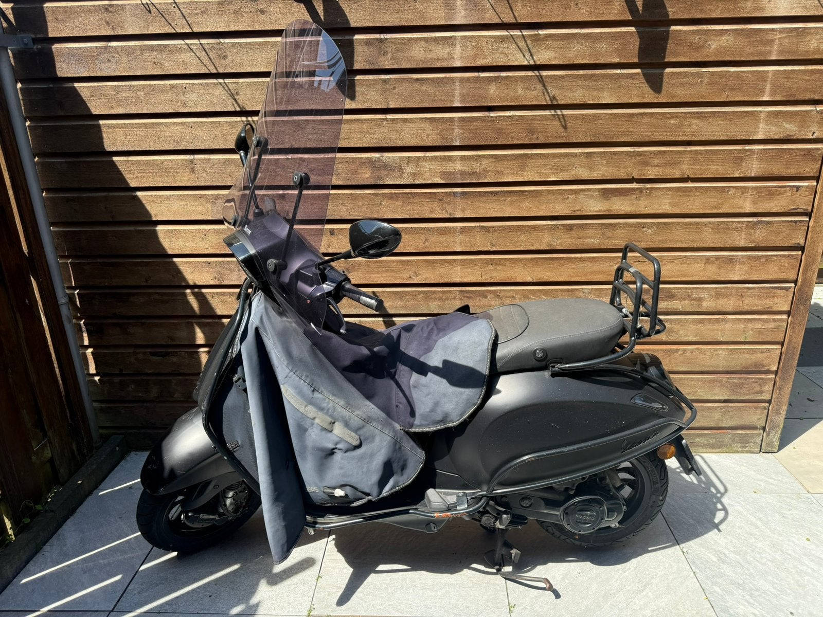 Vespa sprint 2021 met schade, Ophalen, Vespa S, Zo goed als nieuw, Benzine