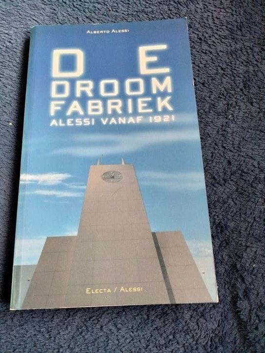 De droomfabriek Alessi (boek)+suikerpotje. Alessi. Los t.k., Boeken, Overige Boeken, Gelezen, Ophalen
