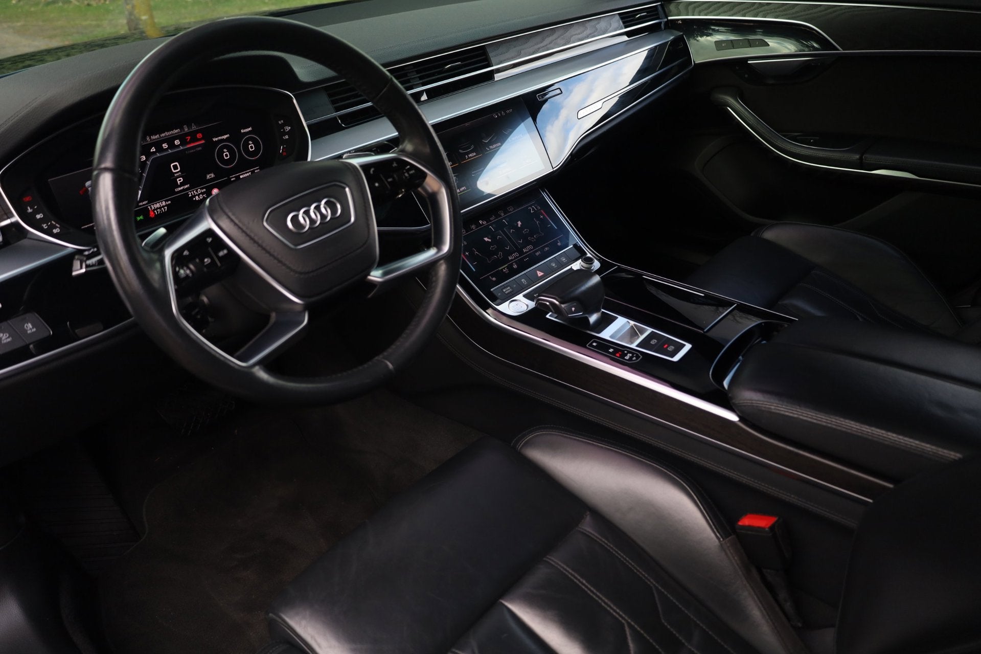Audi A8 55 TFSI quattro Pro Line Plus Aut. | 6-Cillinder | A, Auto's, Dealer onderhouden, Gebruikt, 2995 cc, Leder