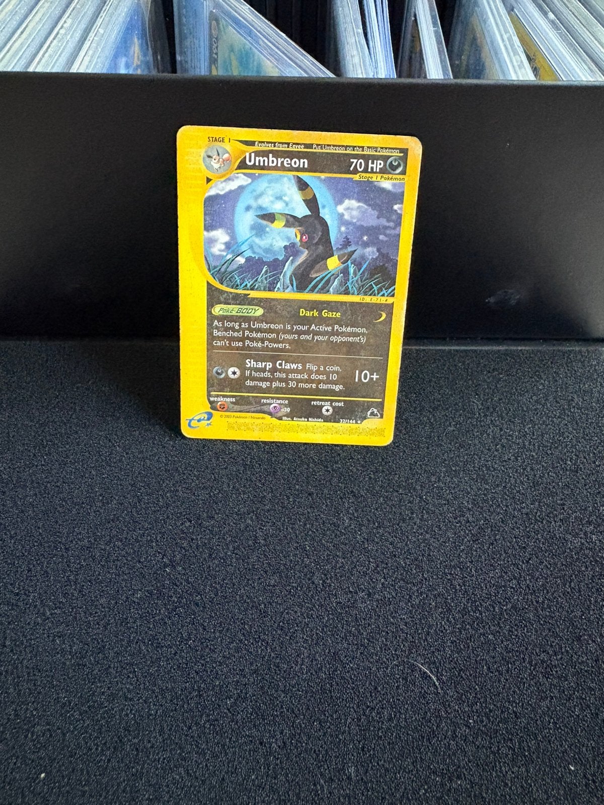 Umbreon skyridge, Ophalen of Verzenden, Zo goed als nieuw, Meerdere kaarten, Foil