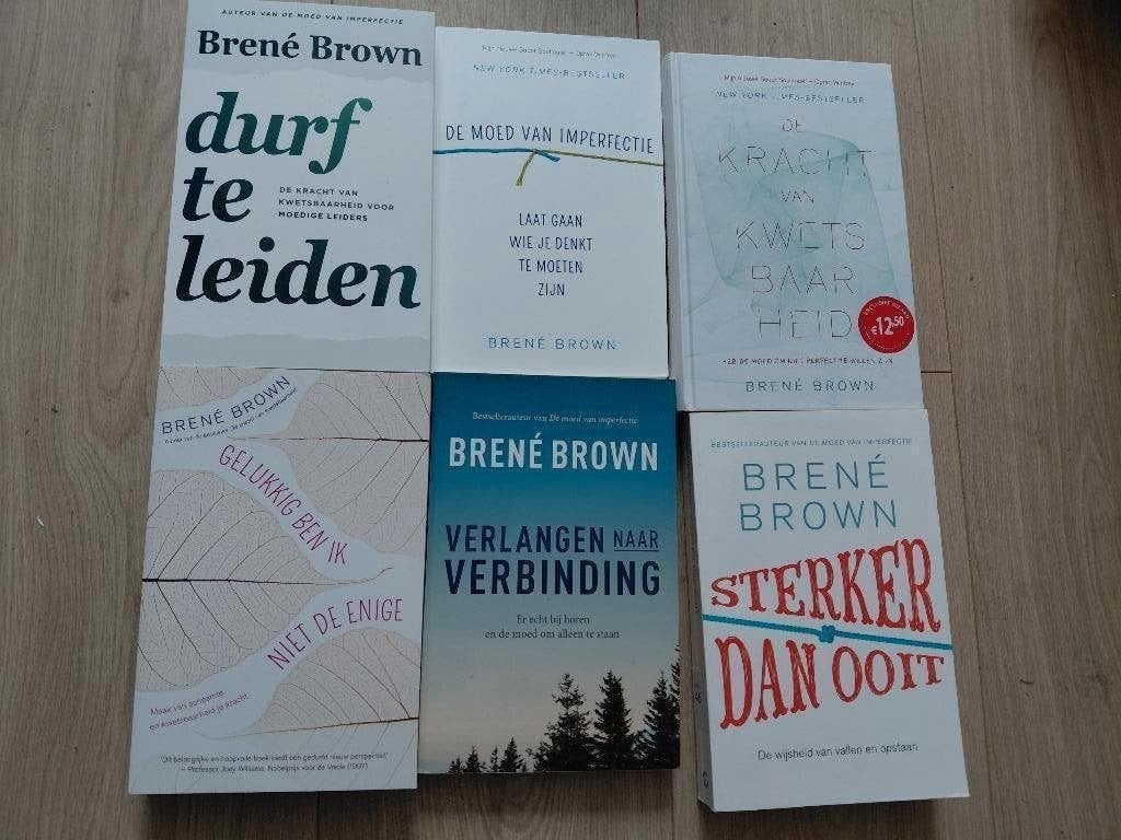 6 x Brene Brown - De moed van imperfectie & De kracht van kw, Ophalen of Verzenden, Zo goed als nieuw