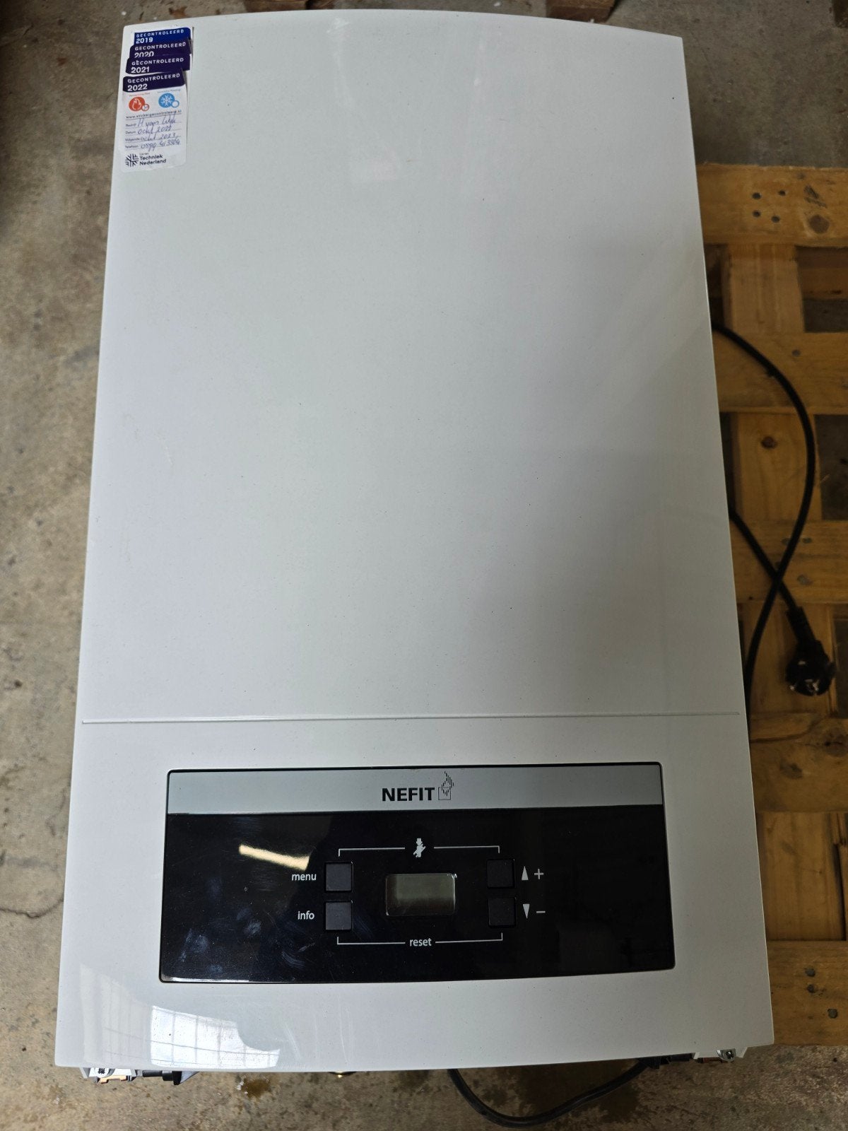 Nefit Proline NXT HRC 30/CW30, Minder dan 20 liter, Ophalen, Geiser, 6 t/m 10 jaar oud