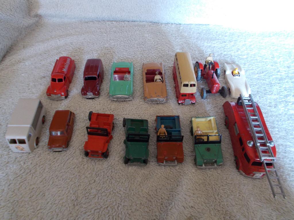 Jr 50/60. KAVEL DINKY TOYS * 14 STUKS IN 1 KOOP!, Ophalen of Verzenden, Gebruikt, Auto, Dinky Toys