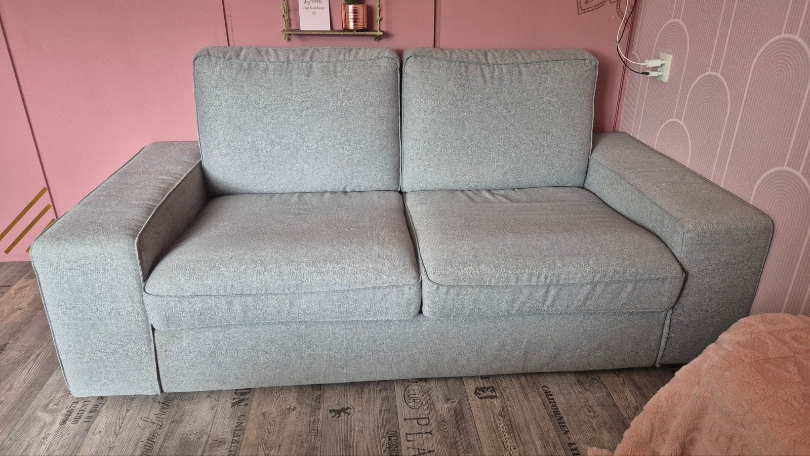 Grijze 2 persoons bank, Ophalen, 150 tot 200 cm, Tweepersoons, 75 tot 100 cm