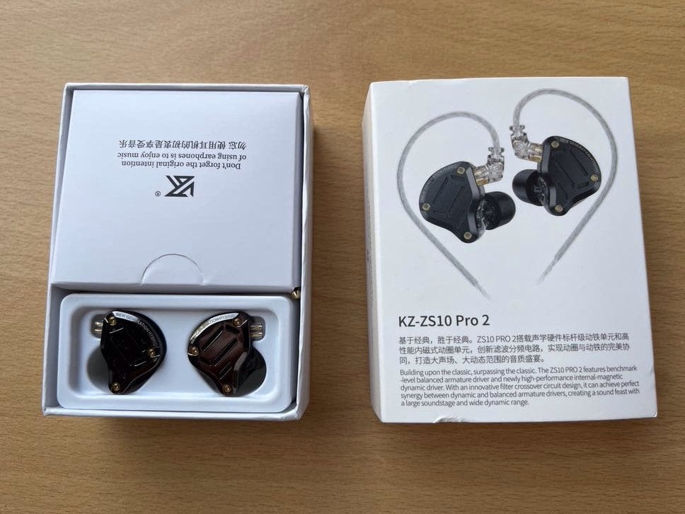 KZ-ZS10 pro 2 in-ears hoofdtelefoon, Ophalen of Verzenden, Zo goed als nieuw