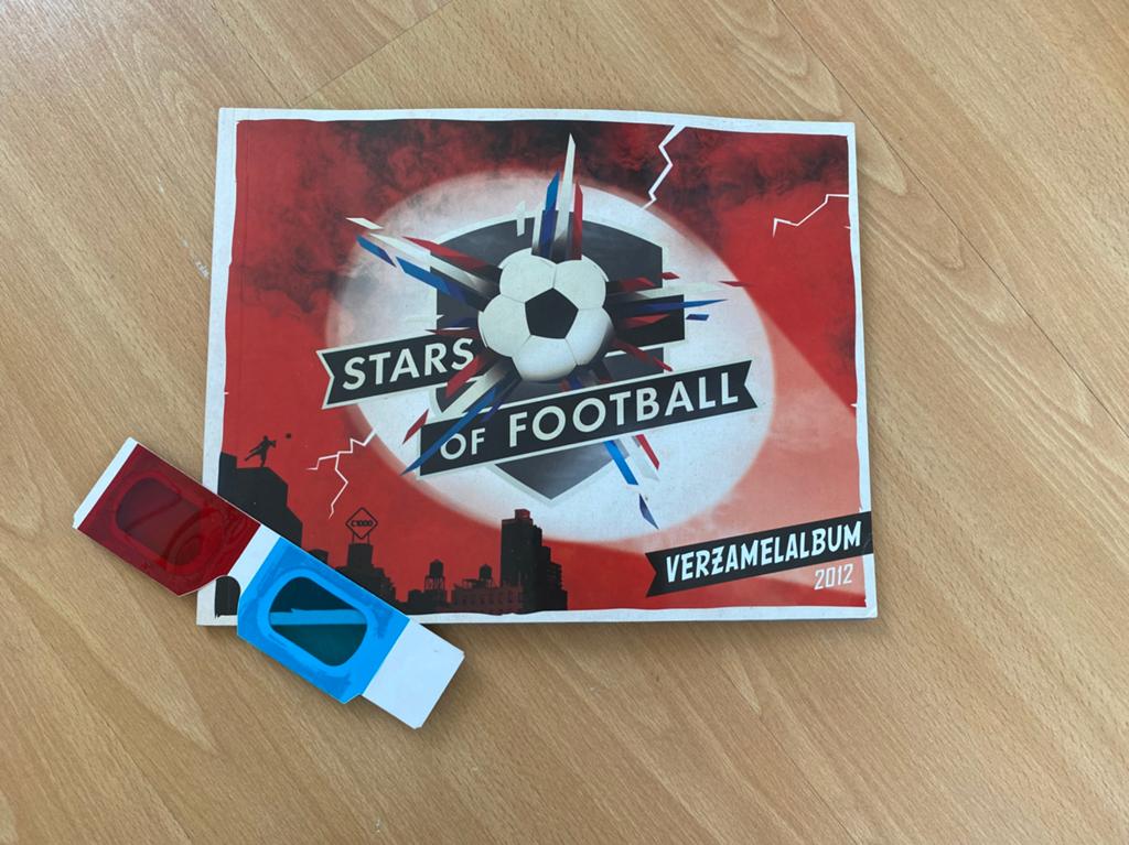 Stars of Football album 2012, Verzamelen, Ophalen of Verzenden, Zo goed als nieuw, Overige sporten, Poster, Plaatje of Sticker