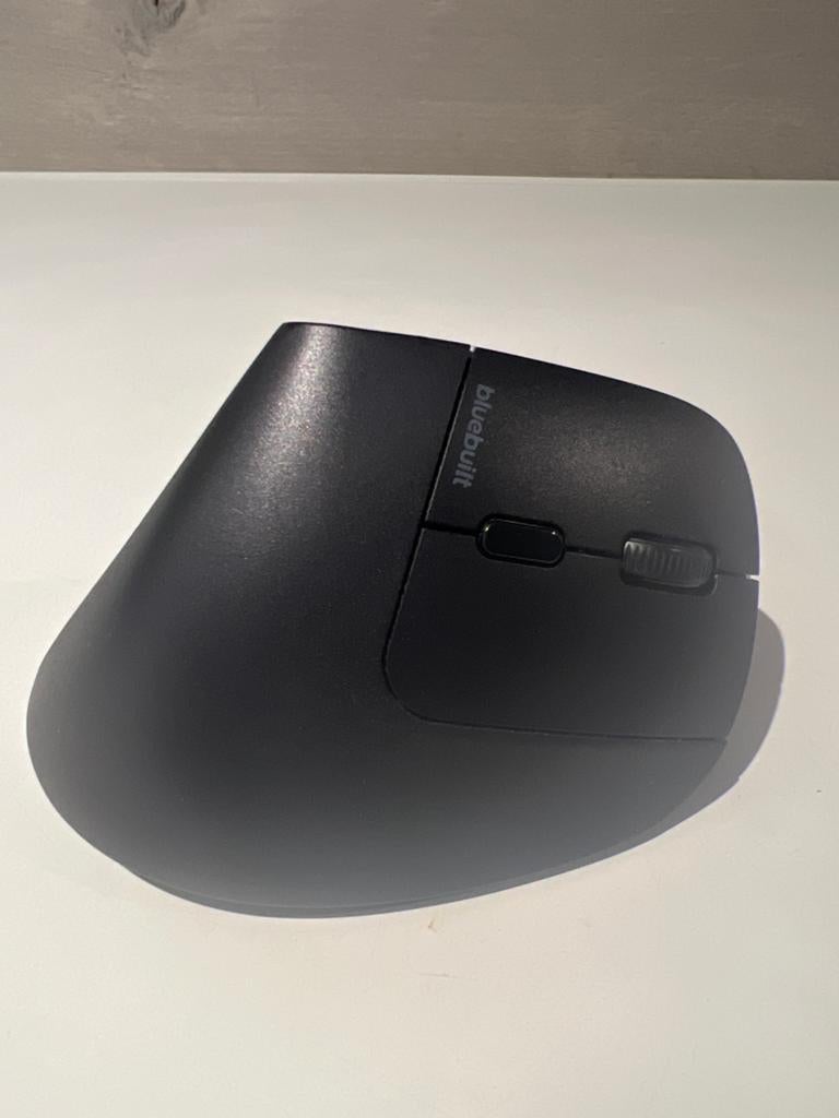Bluebuilt Ergonomische Draadloze Muis - Zo goed als nieuw, N, N, Ophalen of Verzenden, Zo goed als nieuw