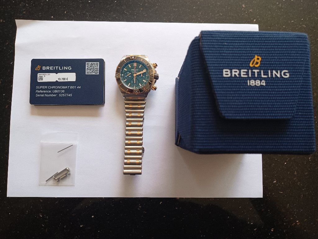 Te koop super chronomat Breitling b0144 heren horloge, Ophalen, Staal, Gebruikt, Staal