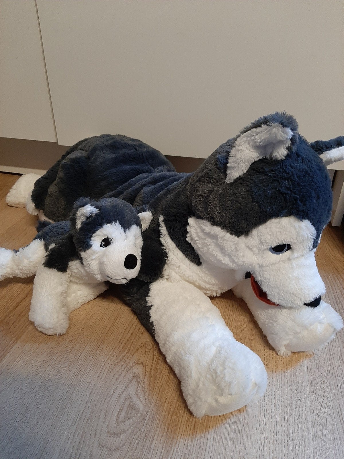 IKEA husky hond knuffel met puppy, Kinderen en Baby's, Speelgoed | Knuffels en Pluche, Ophalen of Verzenden, Hond
