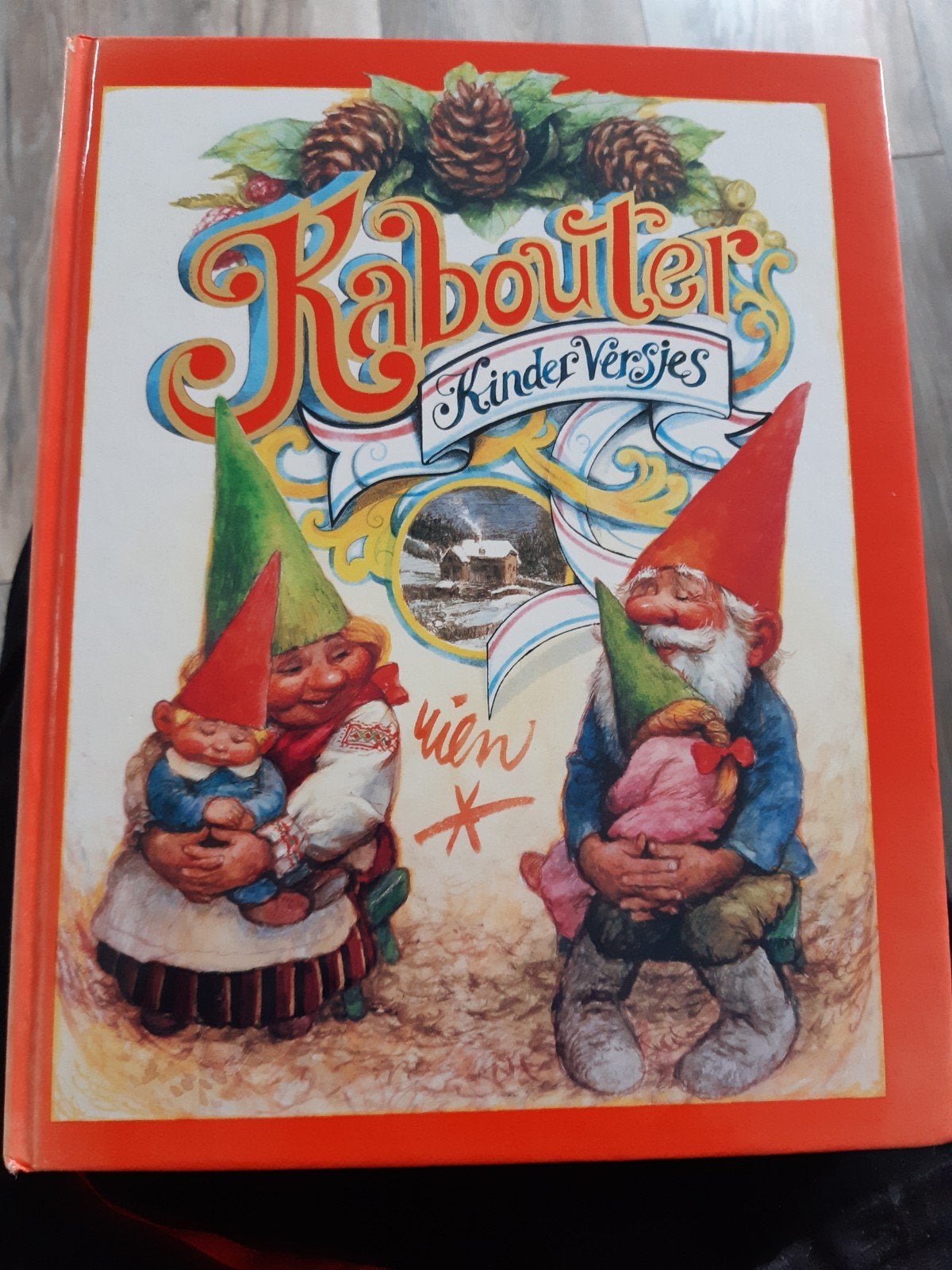 Boek Kabouter Kinderversjes, Ophalen of Verzenden, Gelezen