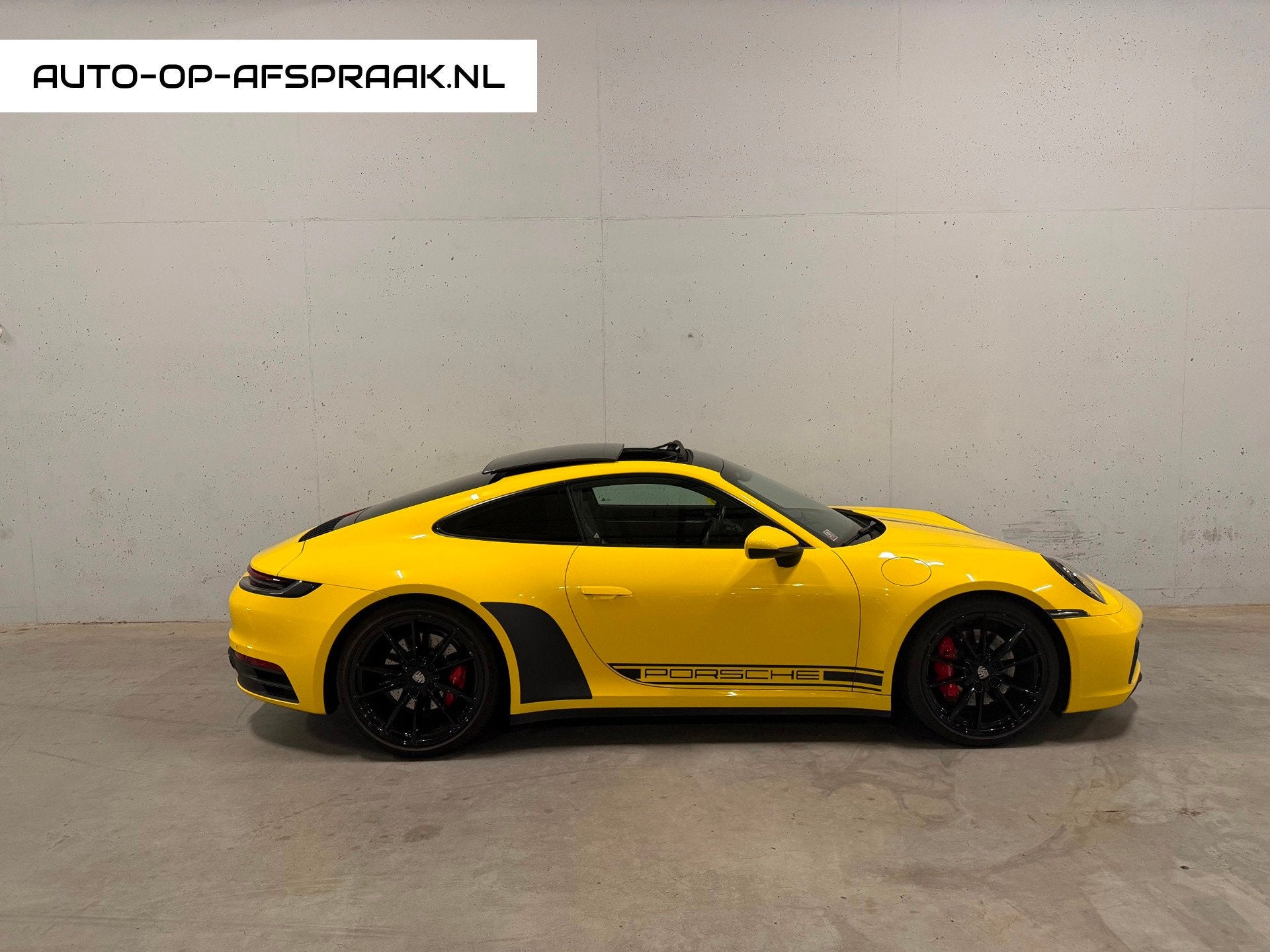 Porsche 911 3.0 Carrera S BTW 21% Schuifdak Bose Leer Chrono, Auto's, Automaat, Gebruikt, Euro 6, 4 stoelen