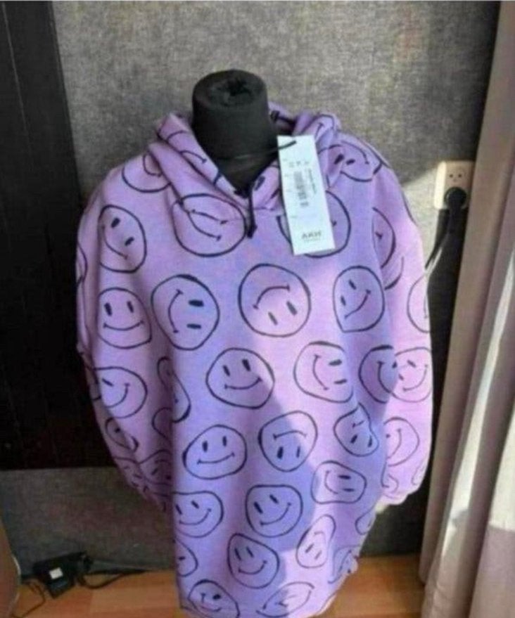 AKH mooie paarse smiley hoodie/trui mt 48/50 NIEUW, Ophalen of Verzenden, Nieuw, Paars, Trui of Vest