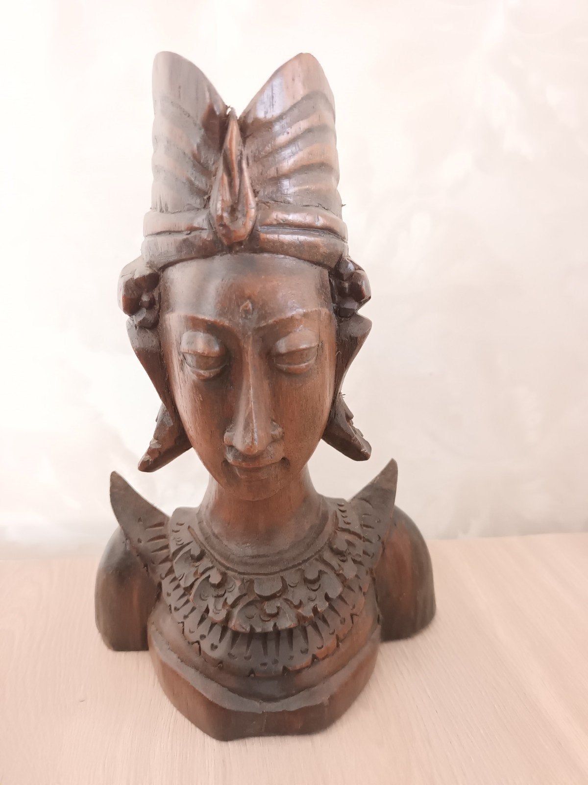 Handgesneden Balinese Godin/Koningin Houten Borstbeeld, Ophalen, Minder dan 20 cm, Buste, Handgemaakt