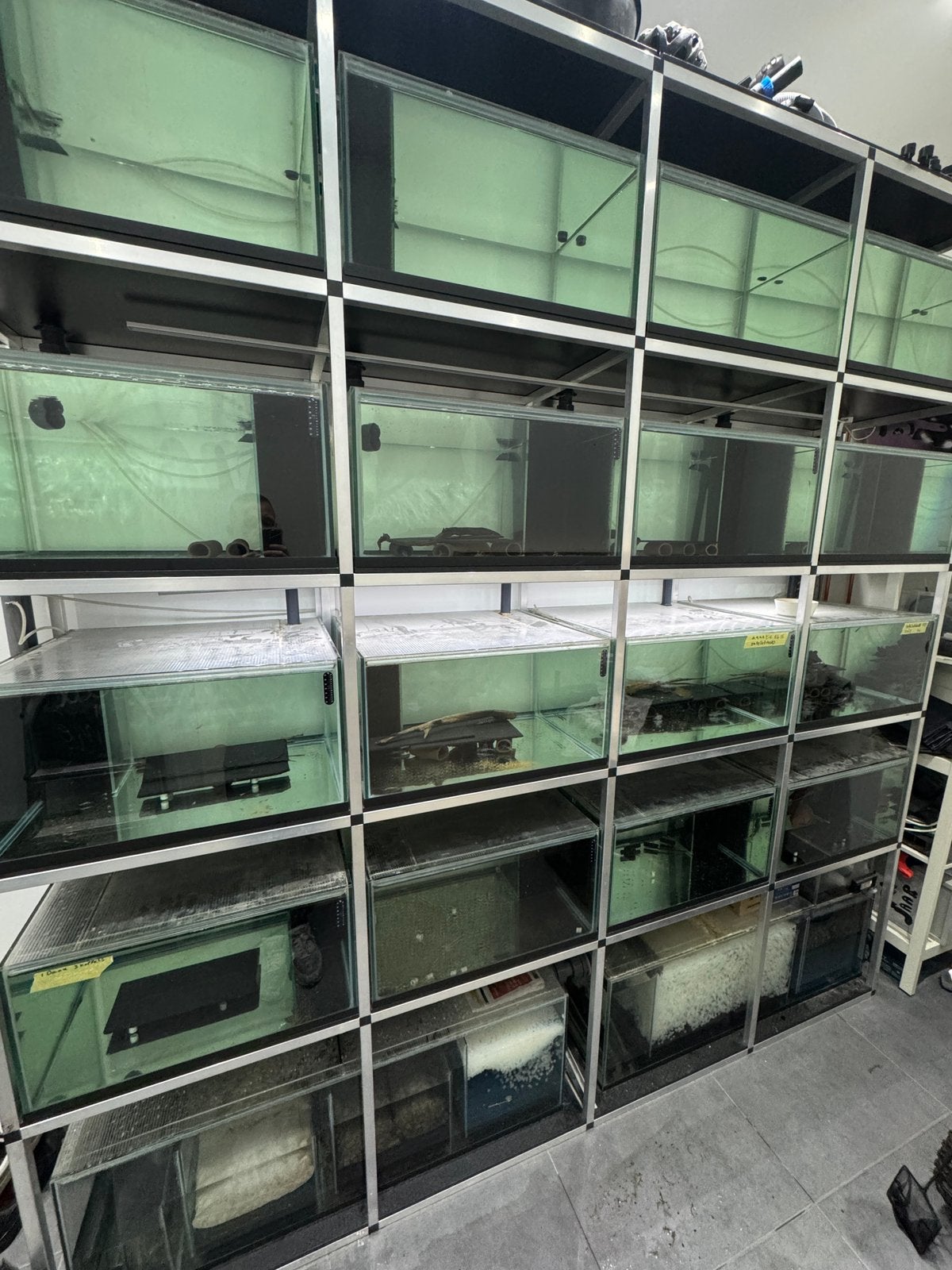 Aquarium stelling kweekstelling zeer professioneel, Ophalen, Zo goed als nieuw, Leeg aquarium