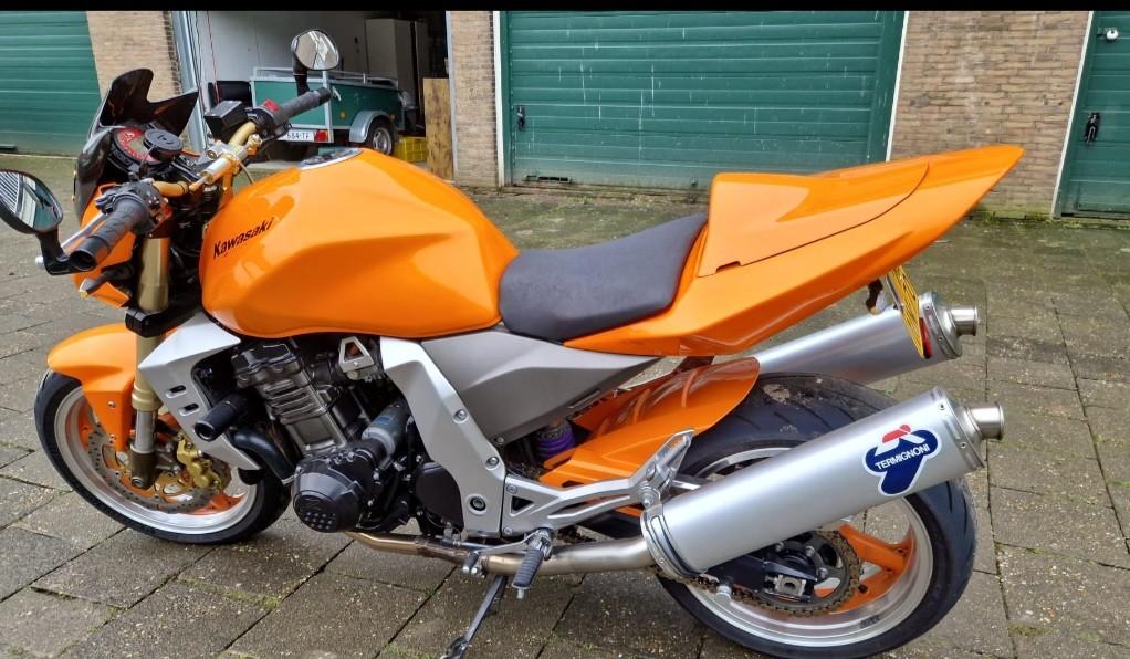 Kawasaki Z 1000, Particulier, Naked bike