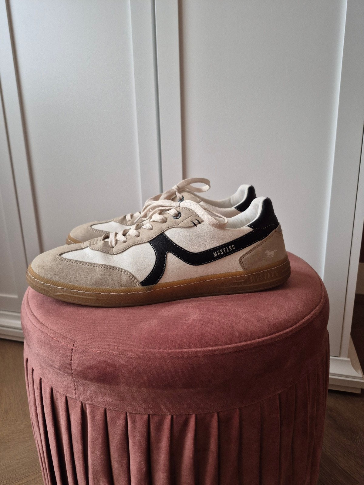mustang sneakers maat 45 nieuw, Wit, Nieuw, Ophalen of Verzenden, Sneakers of Gympen