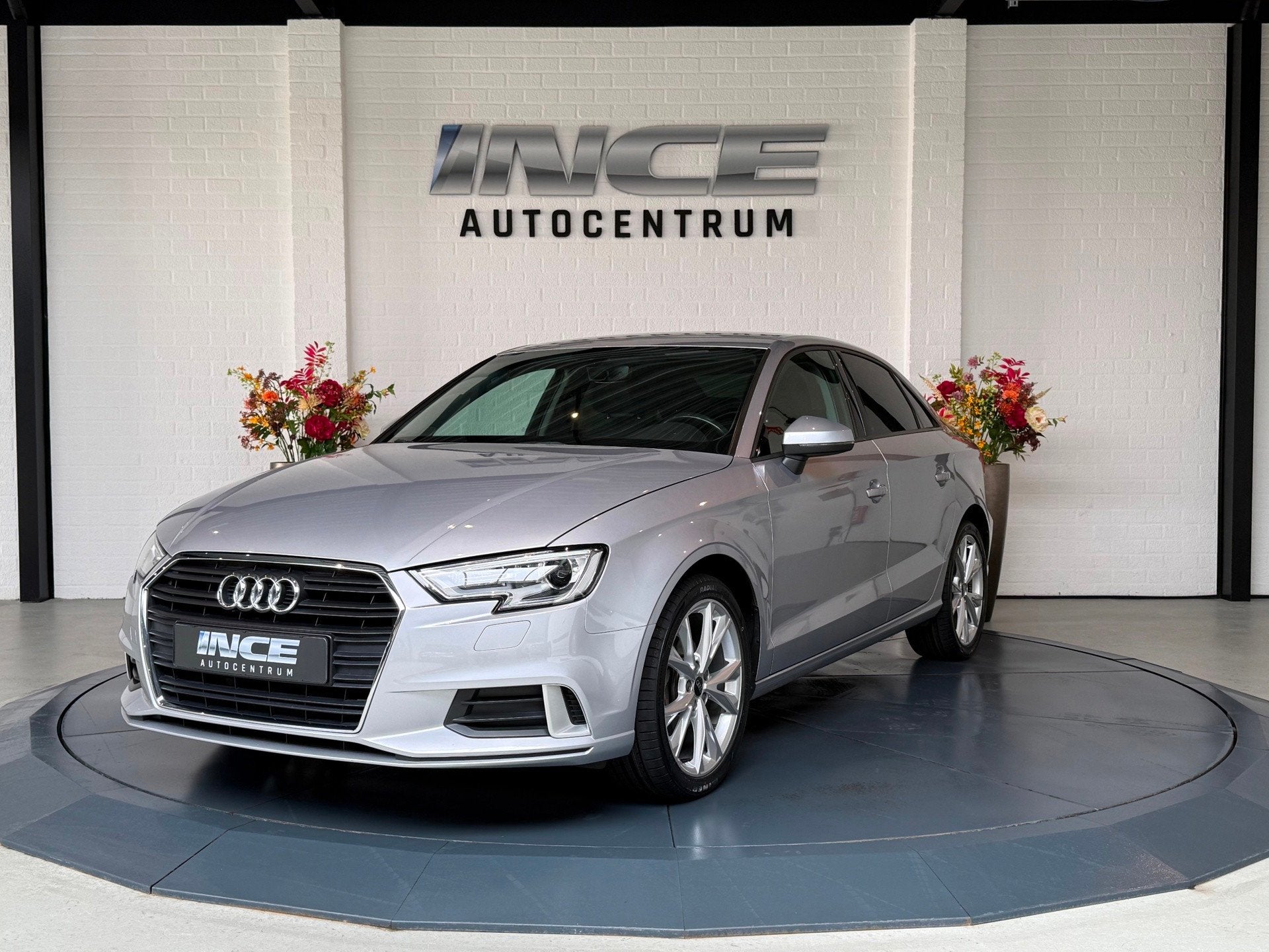 Audi A3 Limousine 1.0 TFSI | Bluetooth | Cruise | NAVI, Auto's, Stof, Gebruikt, 116 pk, 23 km/l