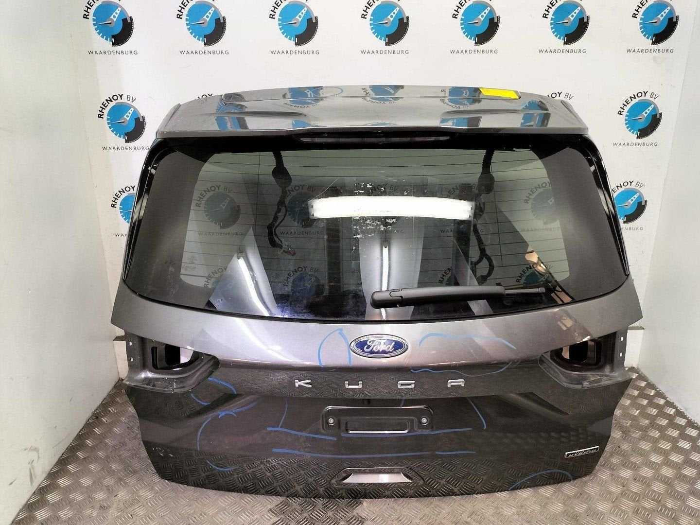 FORD KUGA ST LINE ACHTERKLEP 2021, Ophalen of Verzenden, Gebruikt, Stiba lid