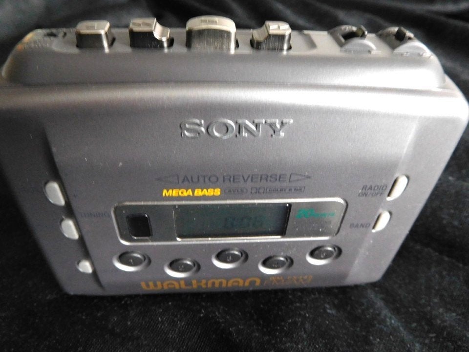 Sony Walkman WM-FX445 Cassette /Radio in Nette en Goede, Audio, Tv en Foto, Walkmans, Discmans en Minidiscspelers, Ophalen, Walkman