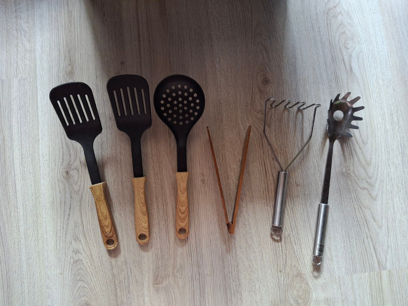 Keukengerei set spatels schuimspaan tang pureestamper, Ophalen of Verzenden, Zwart, Metaal, Overige typen