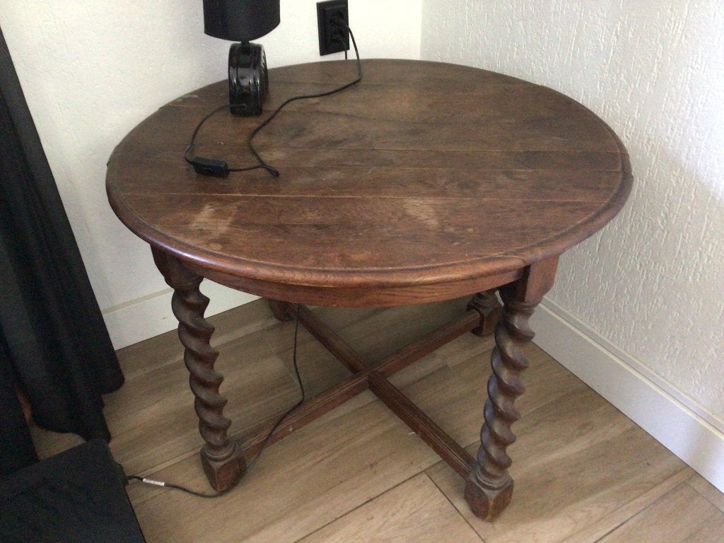 Oude ronde tafel, Ophalen