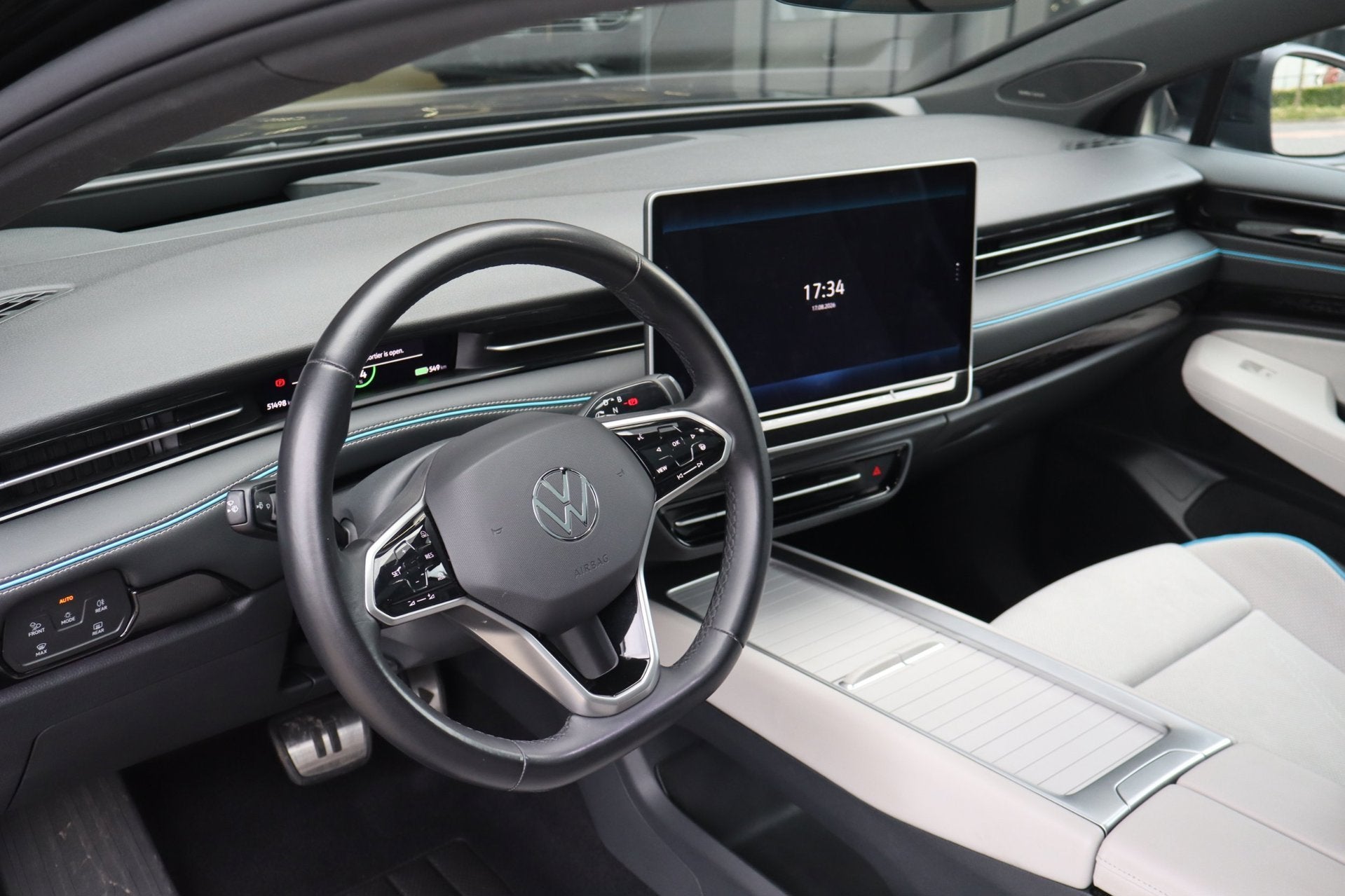 Volkswagen ID.7 Pro Business 77 kWh|Full options|LED Matrix|, Auto's, Automaat, Dealer onderhouden, Gebruikt, Zwart