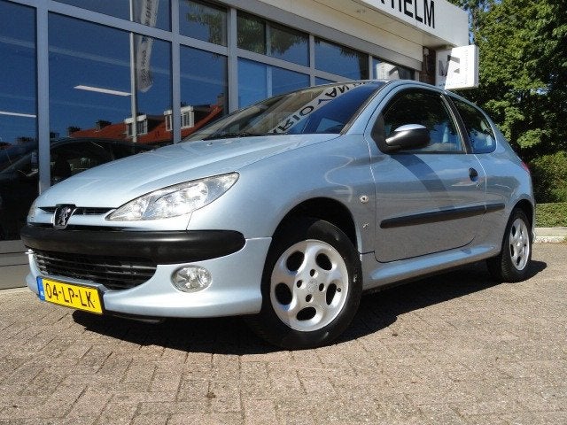 Peugeot 206 1.4 XS Premium airco, Auto's, Voorwielaandrijving, 4 cilinders, Bedrijf, 75 pk