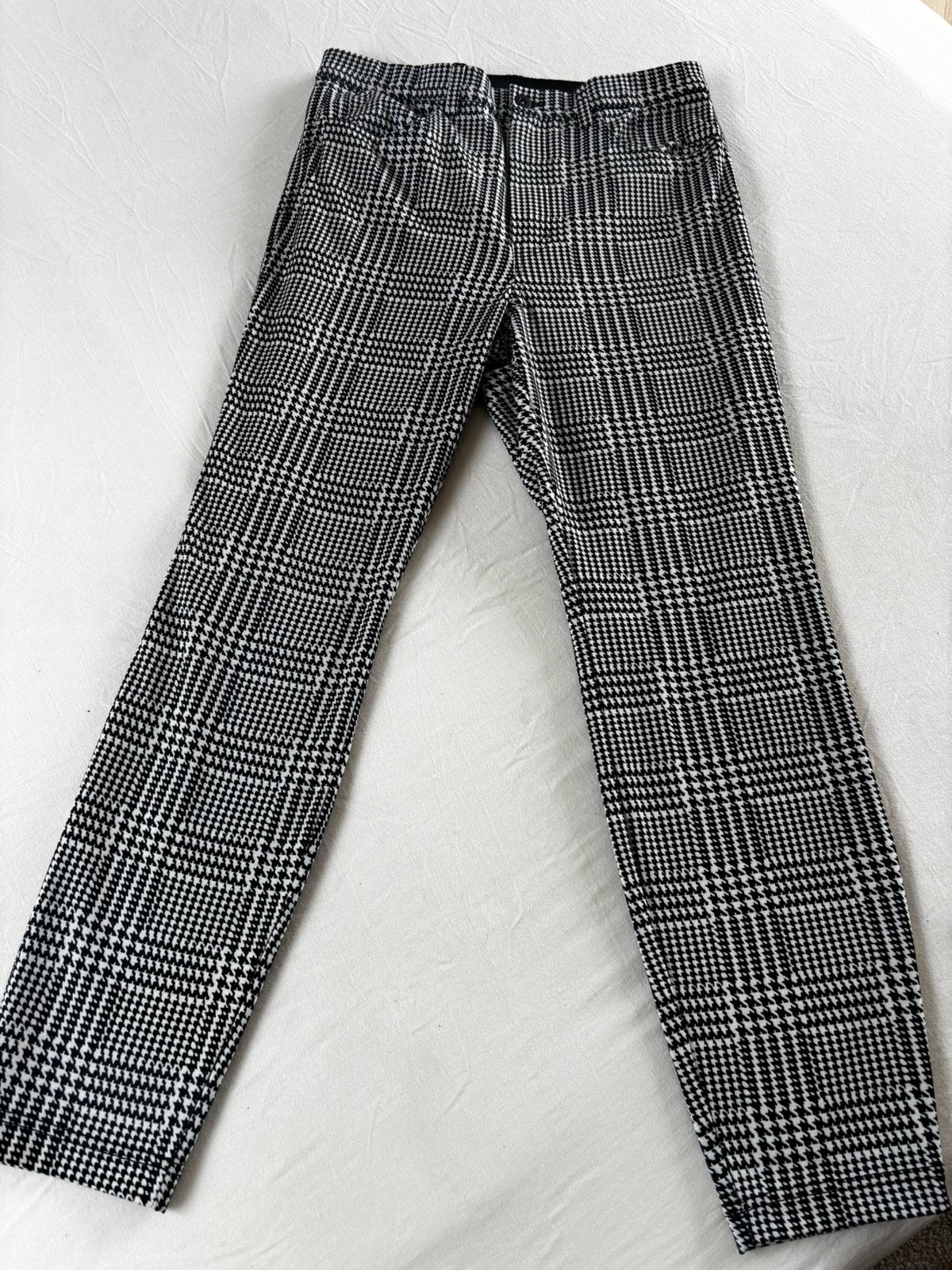 Vanilia prachtige broek maat L, Kleding | Dames, Broeken en Pantalons, Verzenden, Zwart, Maat 42/44 (L), Zo goed als nieuw