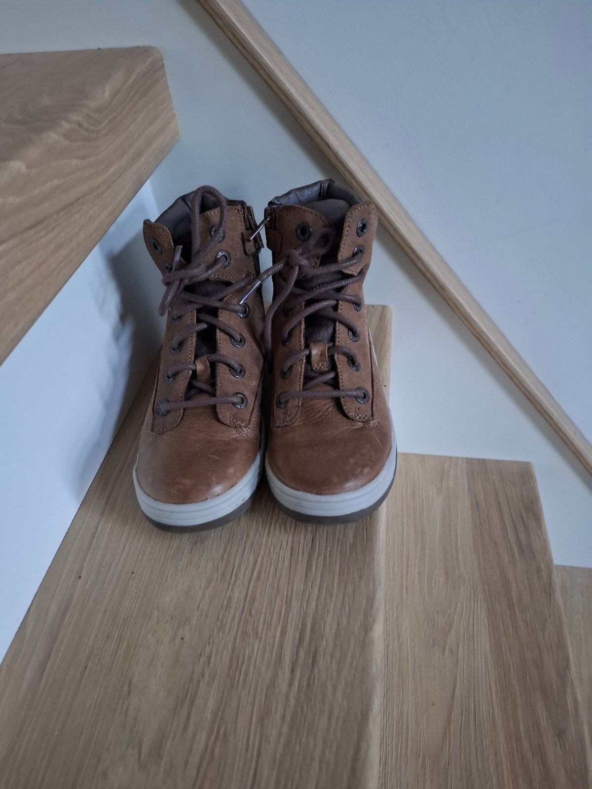 Nieuwe jongens schoenen maat 32 Bunnies bruine boots, Bunnies, Schoenen, Nieuw, Ophalen of Verzenden