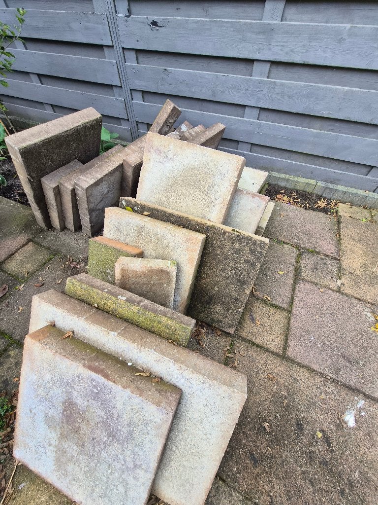 Gratis betontegels - zelf ophalen, Ophalen, Gebruikt, Beton, Terrastegels
