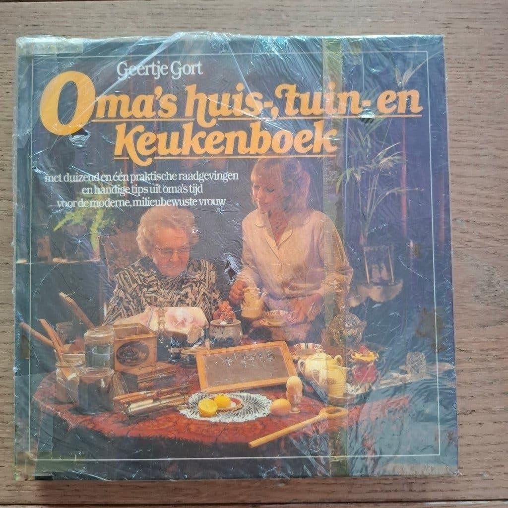 Nieuw oma's huis-,tuin- en keukenboek geertje gort, Ophalen of Verzenden, Nieuw