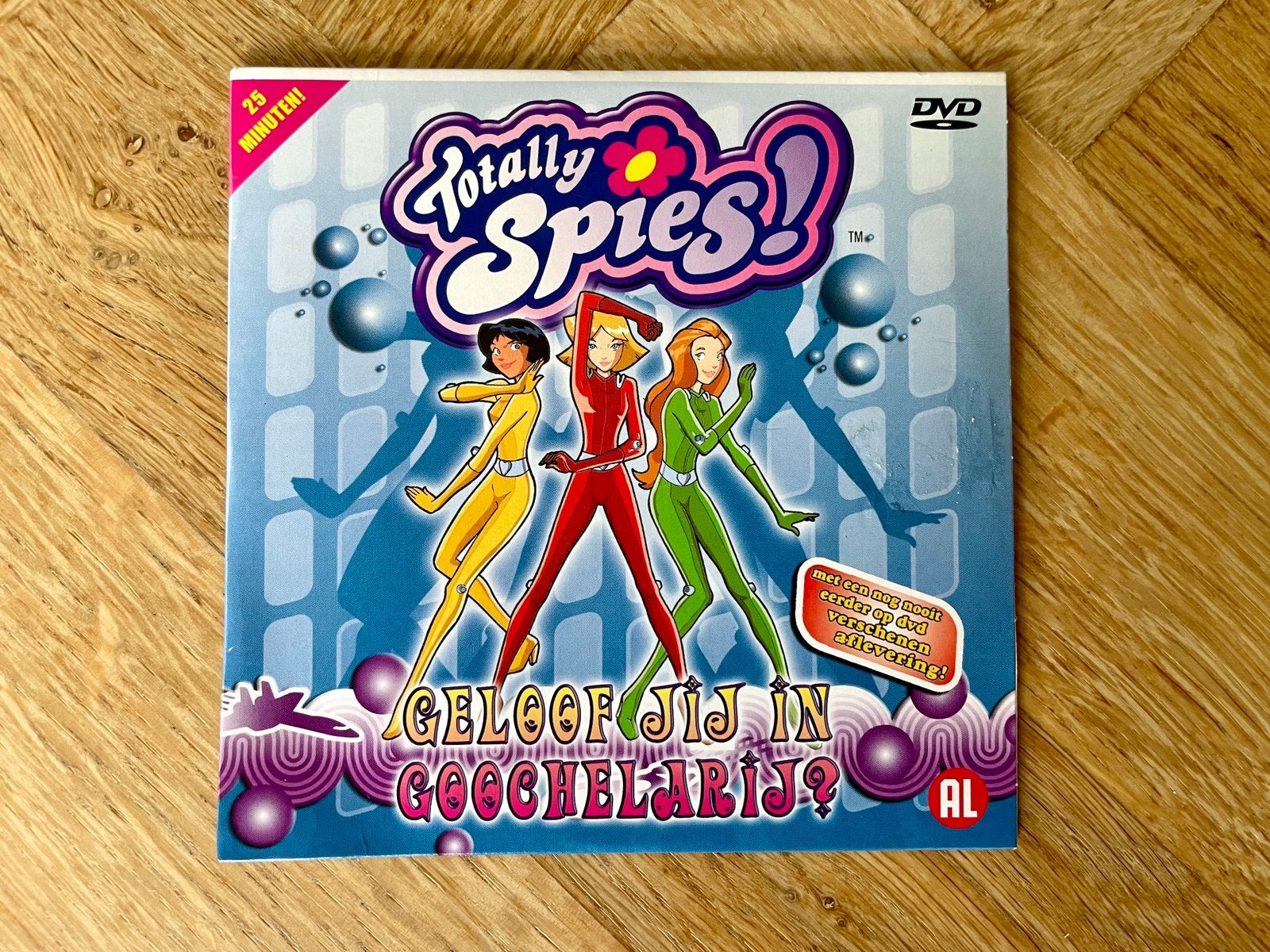 Totally Spies - Geloof jij in Goochelarij? - Single DVD, Amerikaans, Zo goed als nieuw, Vanaf 6 jaar, Ophalen of Verzenden