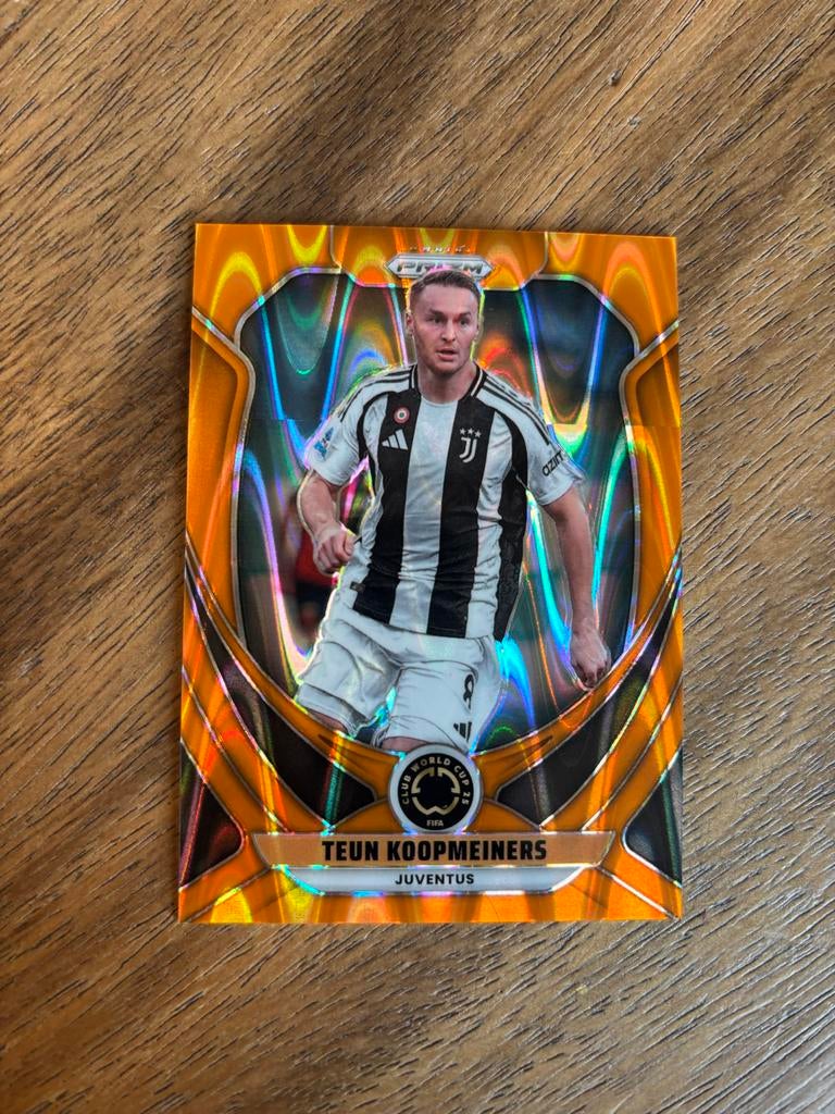 Teun Koopmeiners Juventus Panini Prizm FIFA Club World Cup, Ophalen of Verzenden, Zo goed als nieuw, Buitenlandse clubs, Spelerskaart