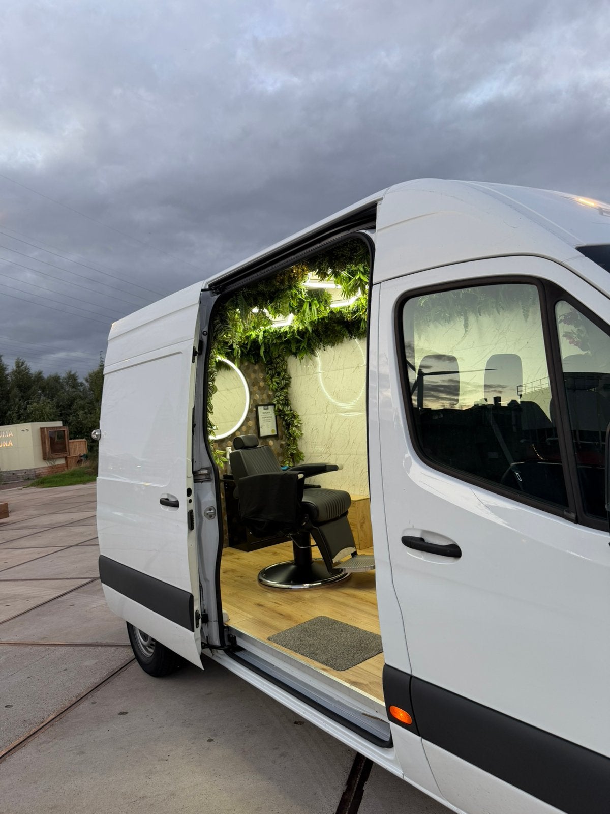 Barber bus Mercedes-Benz Sprinter Esprinter GB L2, Auto's, Stof, Zwart, 95 pk, Wit