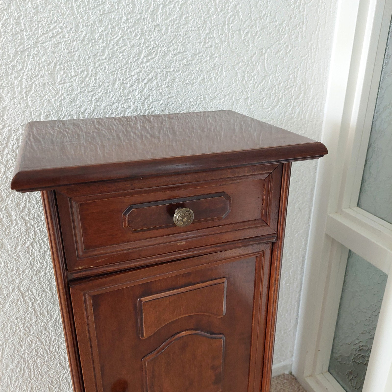 vintage klassiek kastje gangkastje of nachtkastje, Ophalen