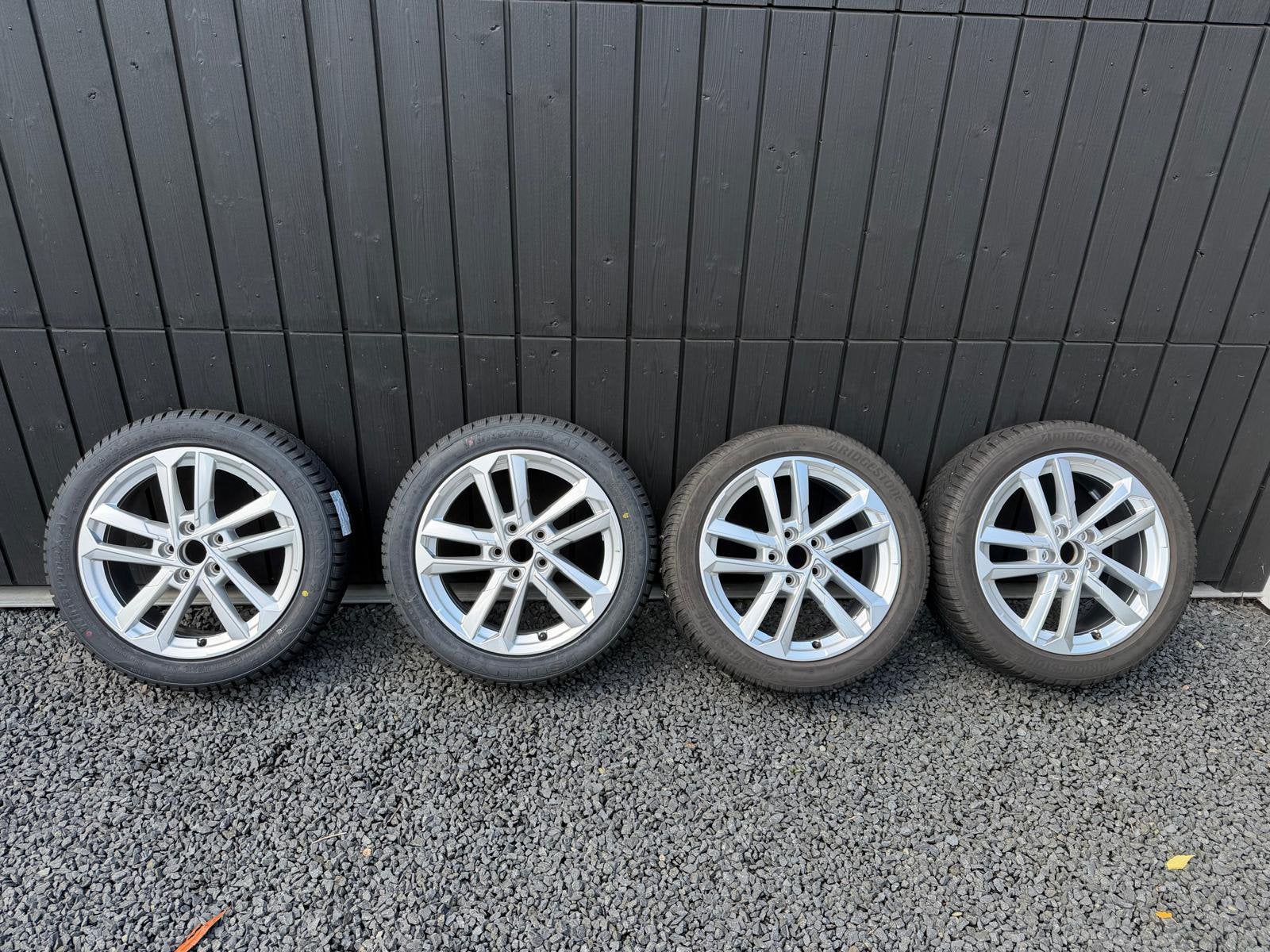 Winterbandenset Audi A3 17 inch, Ophalen, Banden en Velgen, 17 inch, Personenwagen