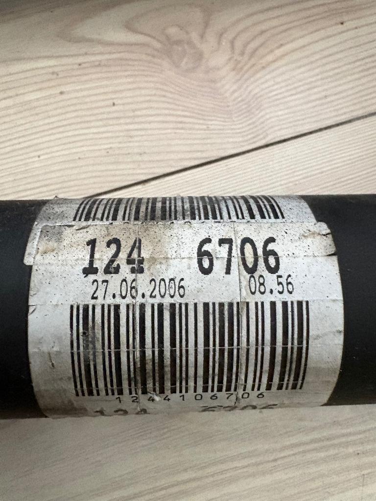 Tussenas/cardanas voor een Mercedes w124, Ophalen, Gebruikt, Mercedes-Benz