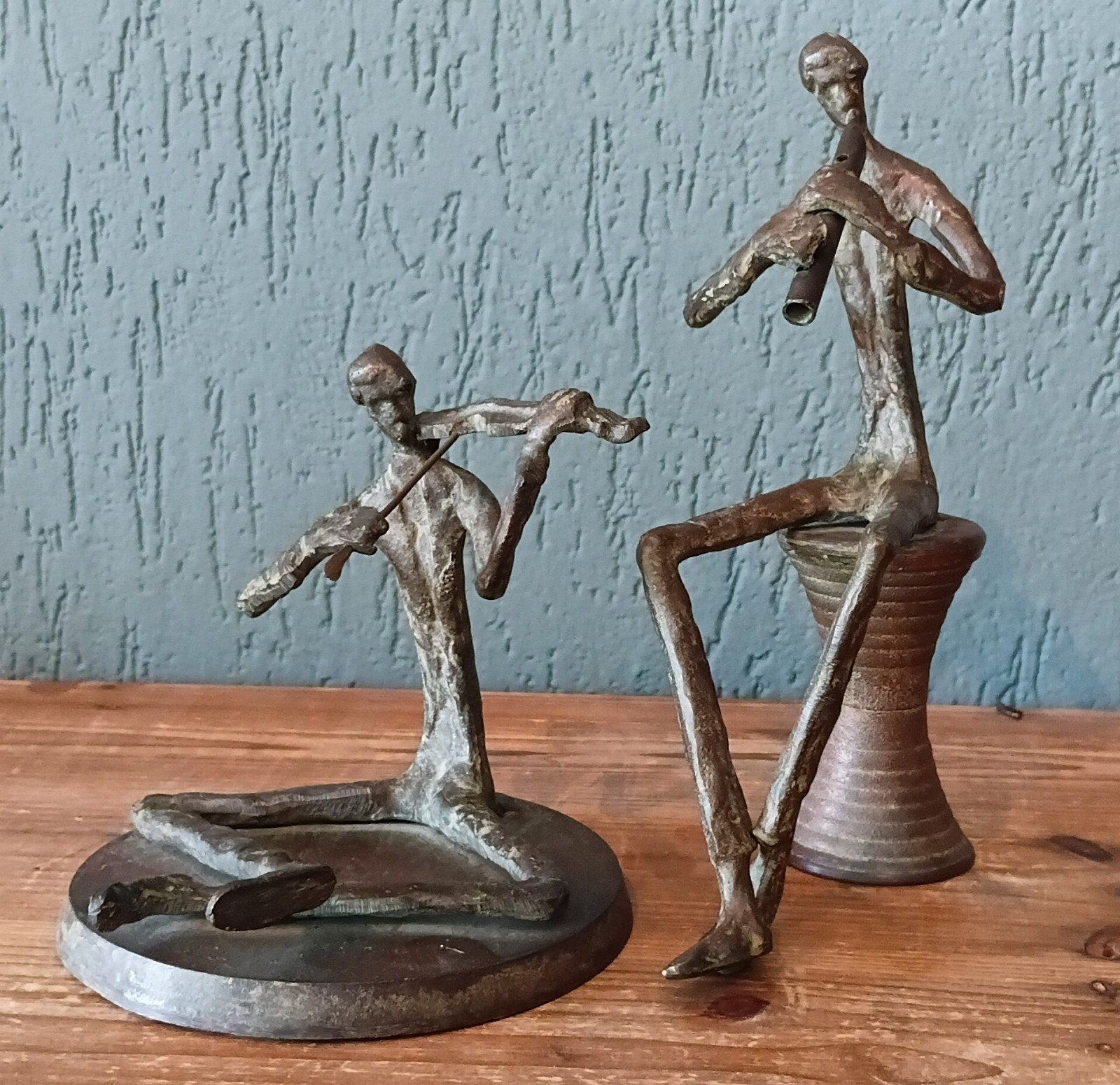 Bronzen muziekduo: Fluitist en Violist, Groep mensen, Ophalen of Verzenden, 20 - 50 cm, Beeld