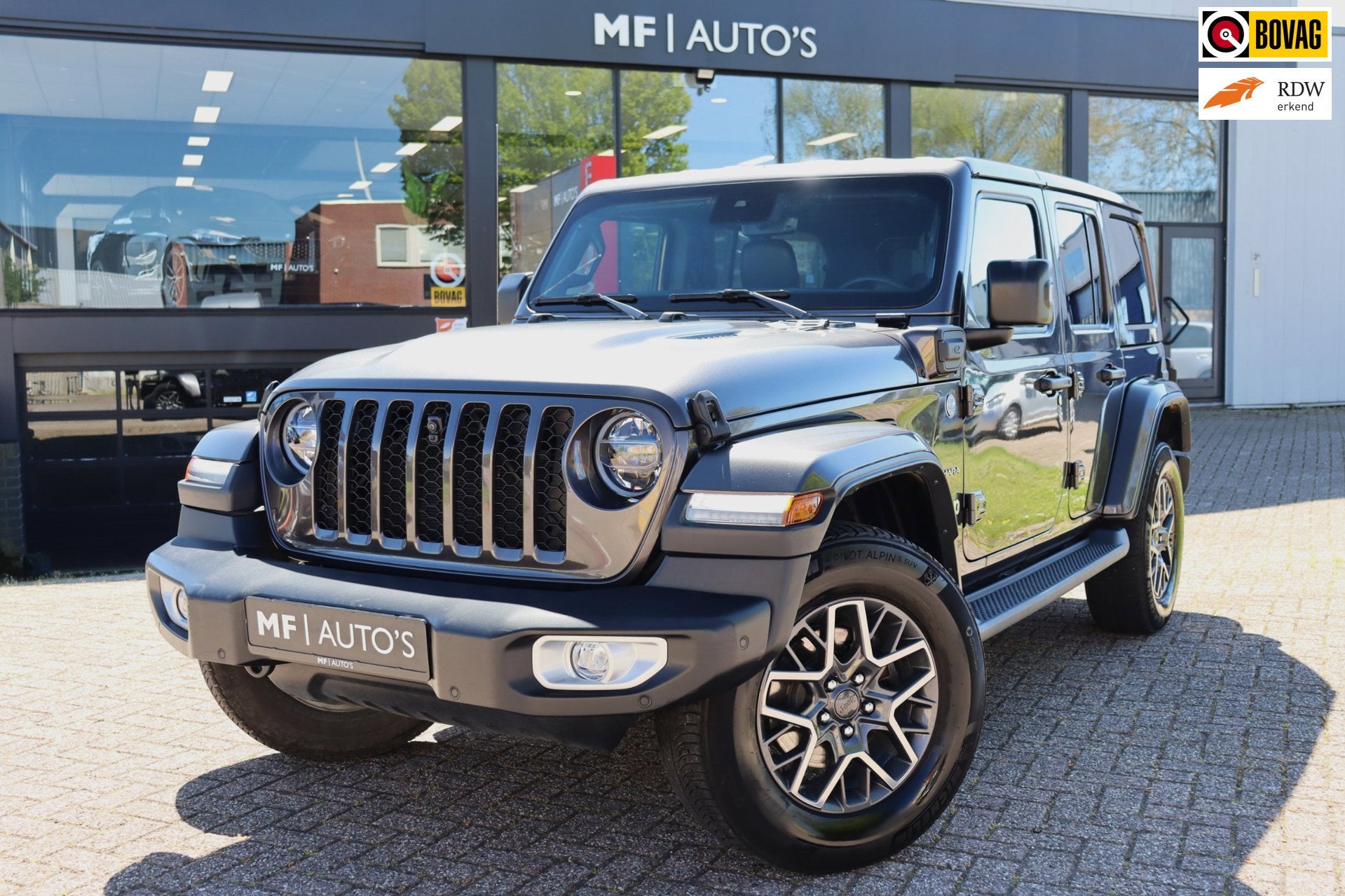 Jeep Wrangler Unlimited 4xe 380 Sahara|Leder|360|ACC|Stuur &, Automaat, 4 cilinders, 2248 kg, Vierwielaandrijving