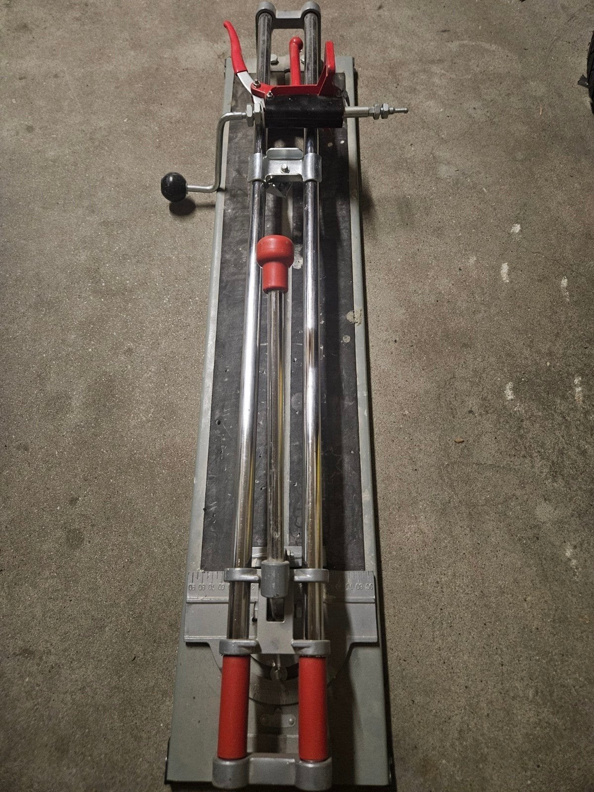 Tegelsnijder - Handgereedschap voor tegelwerk, Doe-het-zelf en Verbouw, Ophalen, Gebruikt, Snijgereedschap, Overige merken