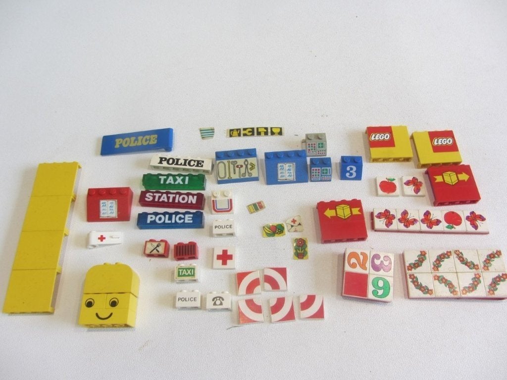 lego vintage steentjes met opdruk en stickers, Kinderen en Baby's, Speelgoed | Duplo en Lego, Ophalen of Verzenden, Gebruikt, Lego