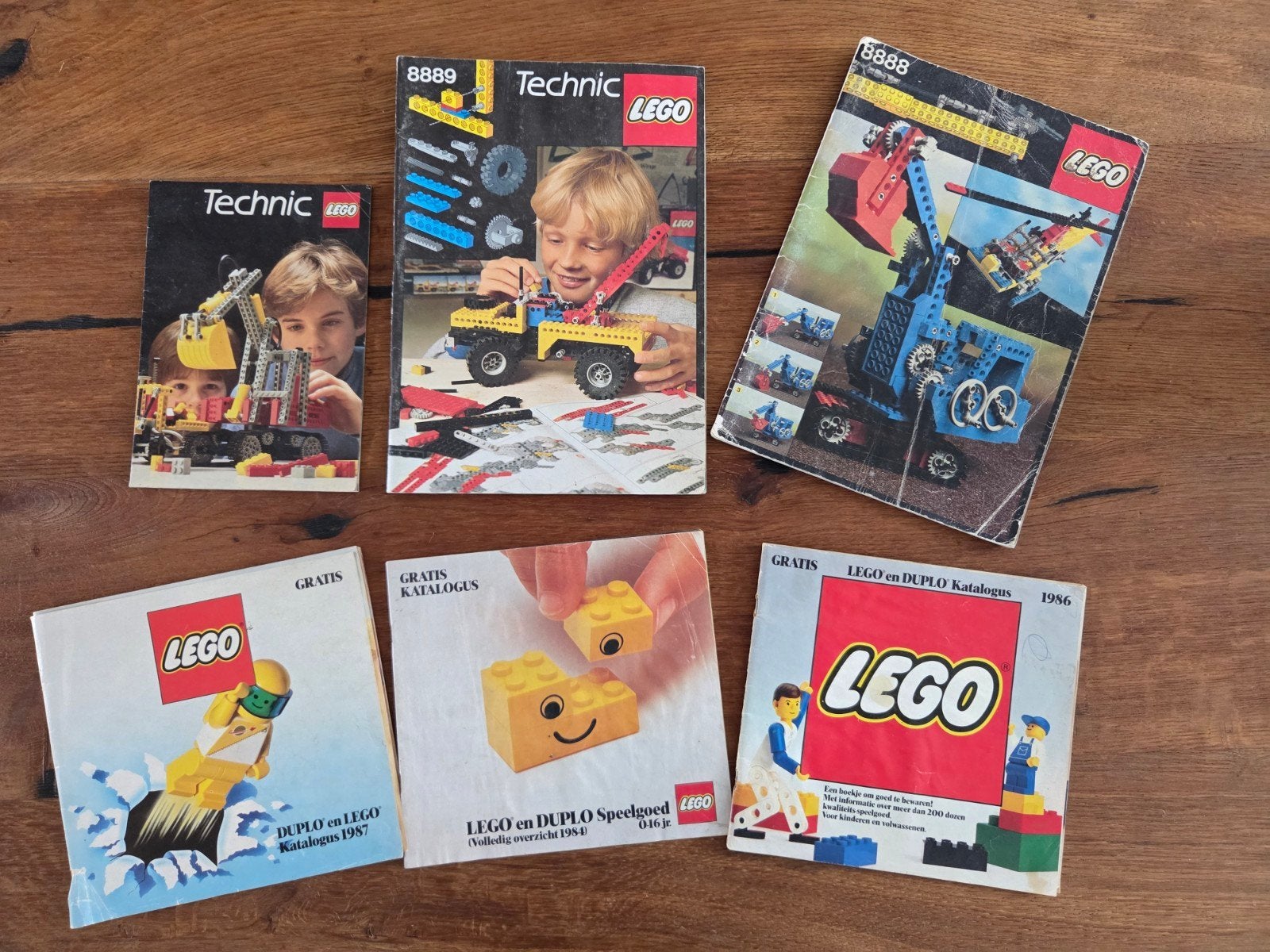 Lego Technic Instructieboekjes en catalogi (jaren '80), Kinderen en Baby's, Speelgoed | Duplo en Lego, Ophalen of Verzenden, Gebruikt