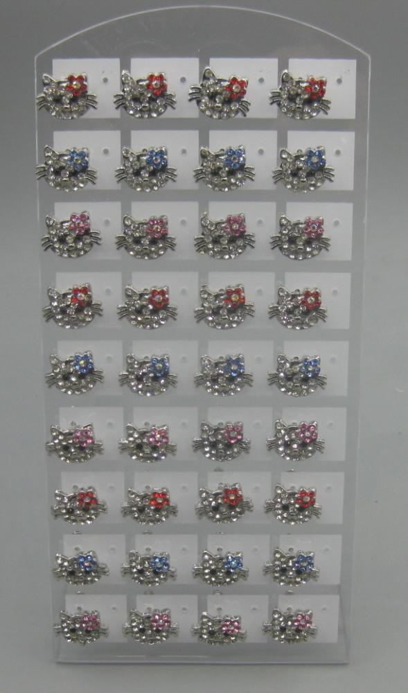 18 paar hello kitty oorbellen, Overige materialen, Risima, Nieuw, Vaartweg