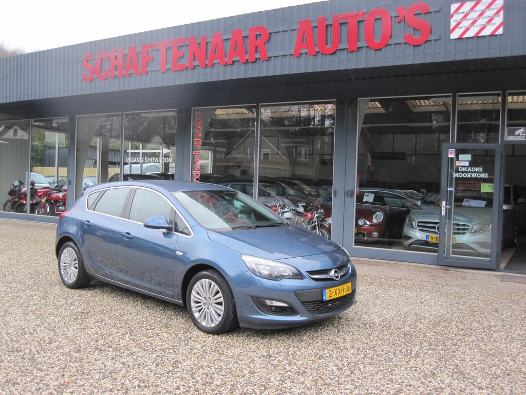 Opel Astra 1.4 Turbo Blitz met trekhaak apk 30-04-2027, Voorwielaandrijving, Euro 5, Stof, Gebruikt