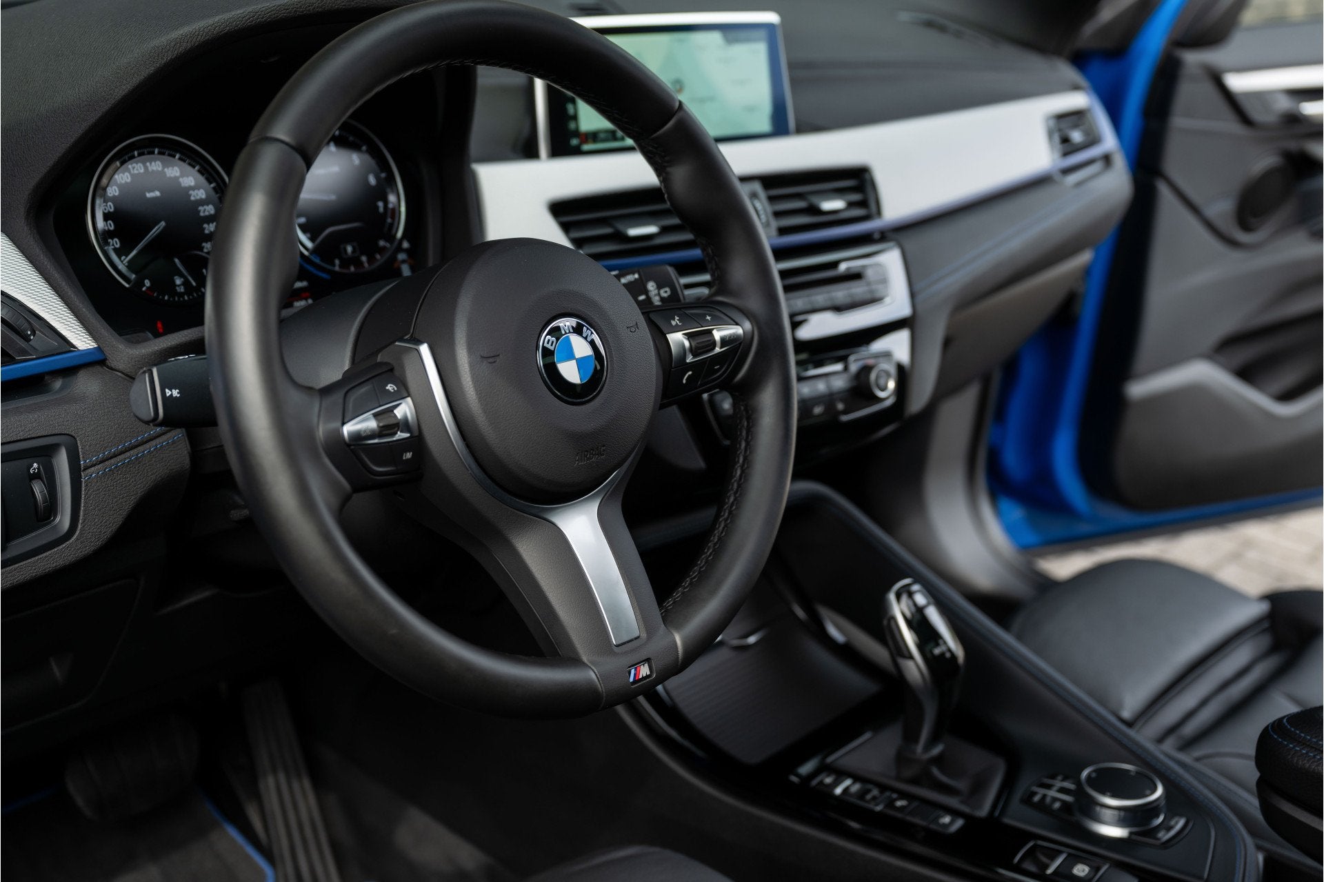 Foto 20 van BMW X2 2.0i xDrive | M-Sport | Navigatie | Panorama | Leder