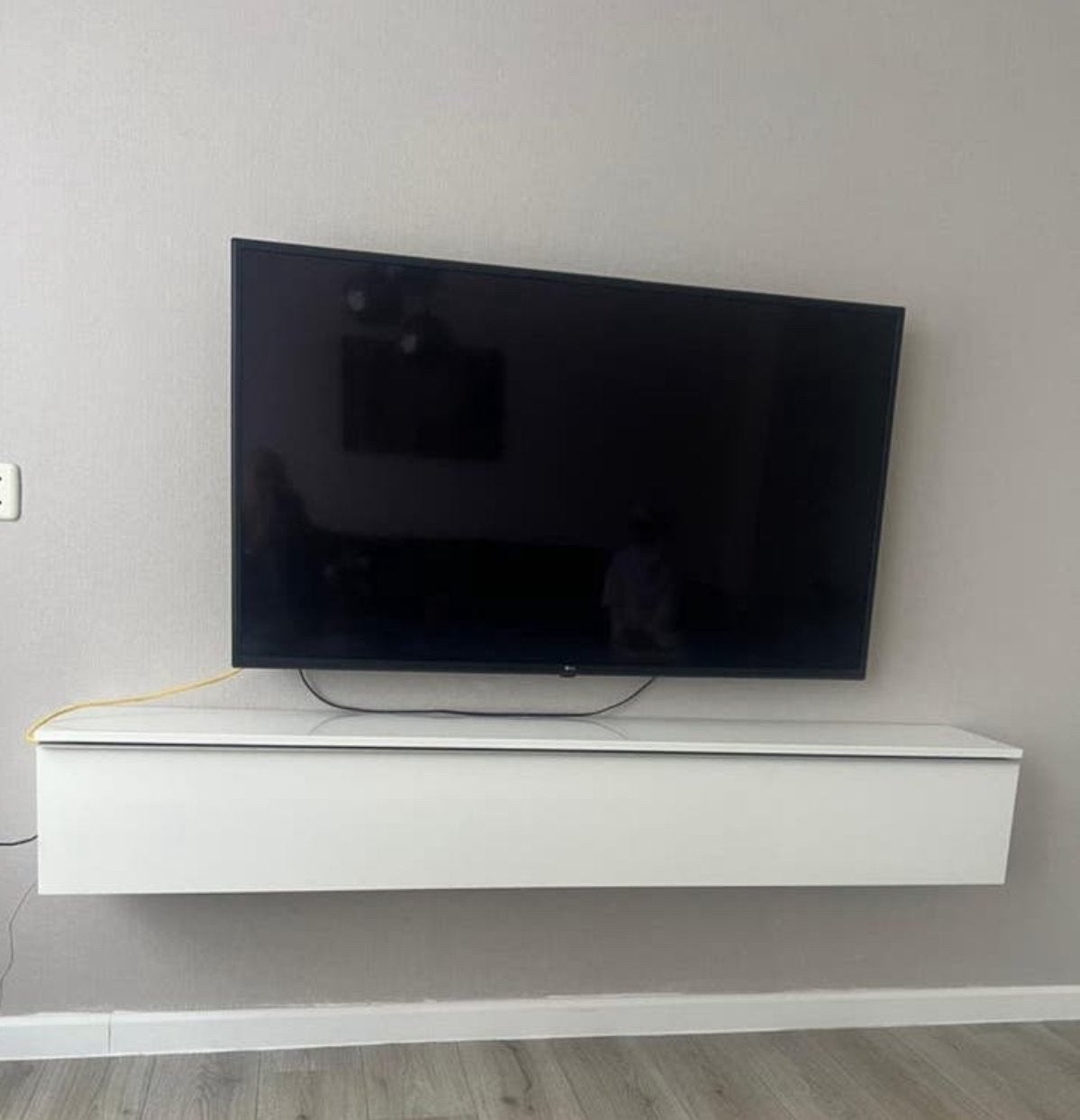 Hoogglans tv meubel 180cm, Ophalen, Overige materialen, 150 tot 200 cm, Zo goed als nieuw
