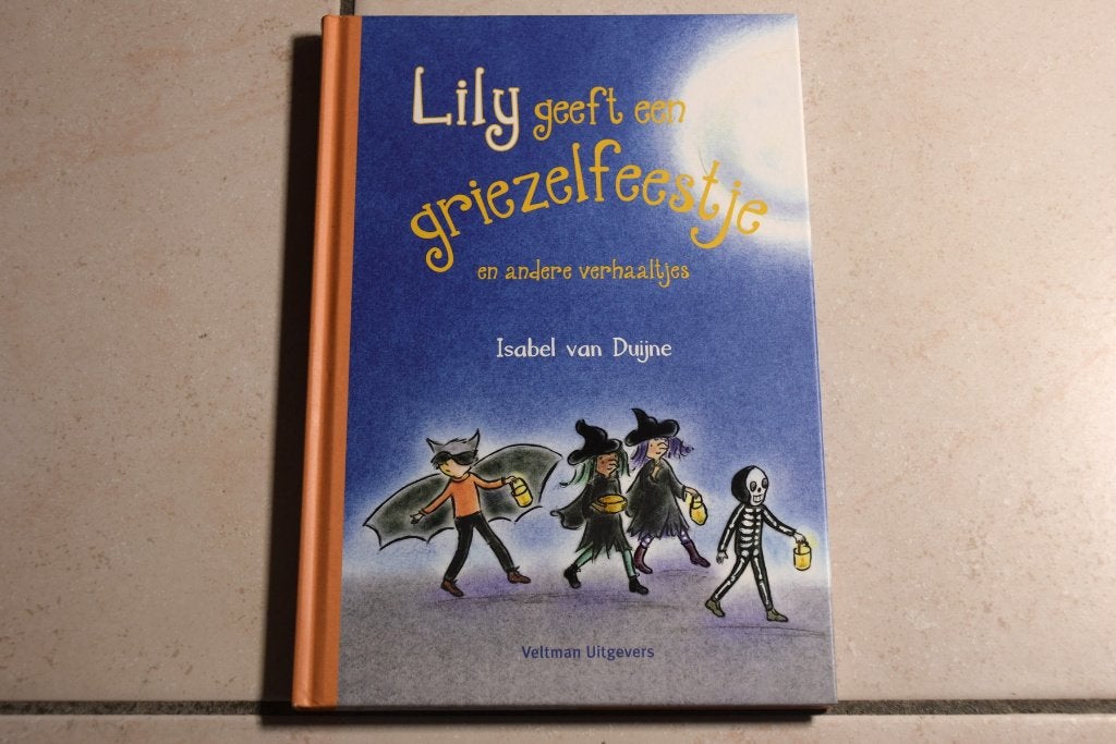 Lily geeft een griezelfeestje / Isabel van Duijne  , Ophalen of Verzenden, Zo goed als nieuw, Fictie algemeen