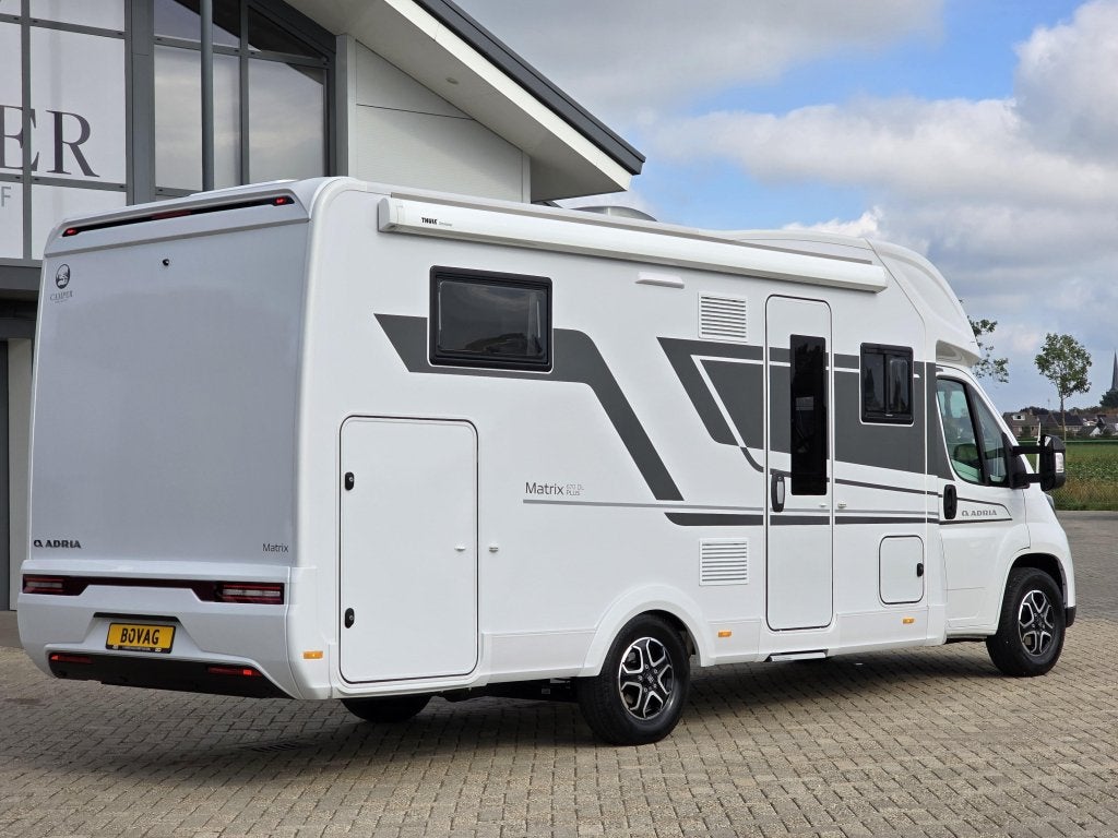 Foto 8 van Adria Matrix Plus 670 DL Nieuw Model 8Traps Automaat 2026