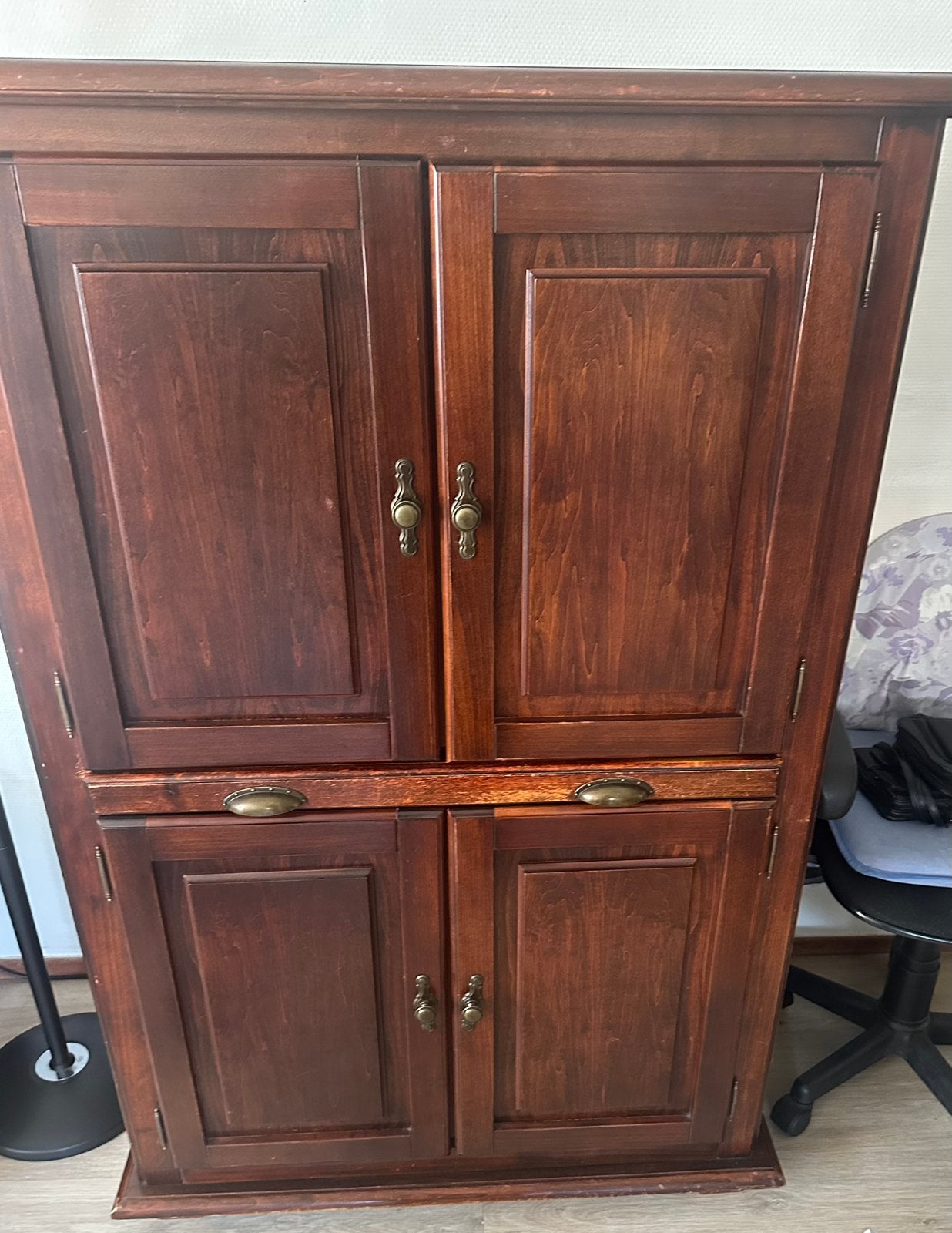 Computer kast, Ophalen, Zo goed als nieuw, 120 tot 170 cm