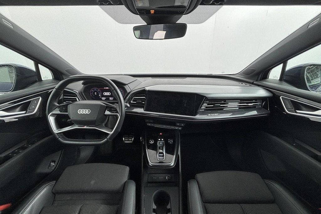 AUDI Q4 E-TRON 40 LAUNCH EDITION S COMPETITION 77 KWH (93% S, Auto's, Audi, Automaat, Achterwielaandrijving, Met garantie (alle)